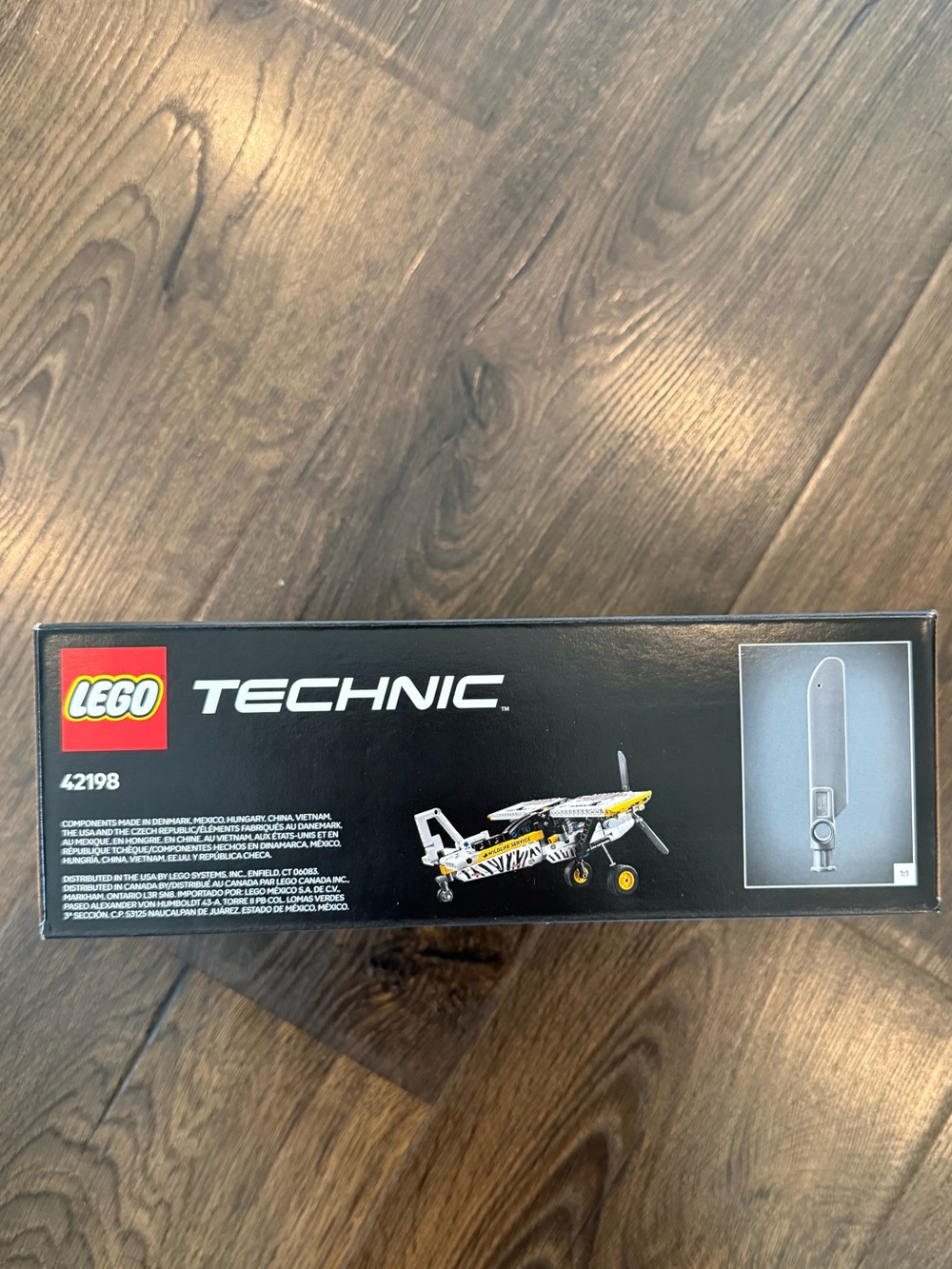 LEGO Technic Bush Plane 42198 Building Set New in Box 333 Pieces - Picture 3 of 5